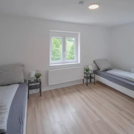 Monteurwohnung In Mit Parkplatz, Wlan, Smart-tv, Voll Ausgestattet, Modern, Kueche, Waesche Inklusive - Sch02 * Schramberg