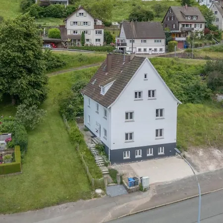 Apartament Monteurwohnung In Mit Parkplatz, Wlan, Smart-tv, Voll Ausgestattet, Modern, Kueche, Waesche Inklusive - Sch02 *